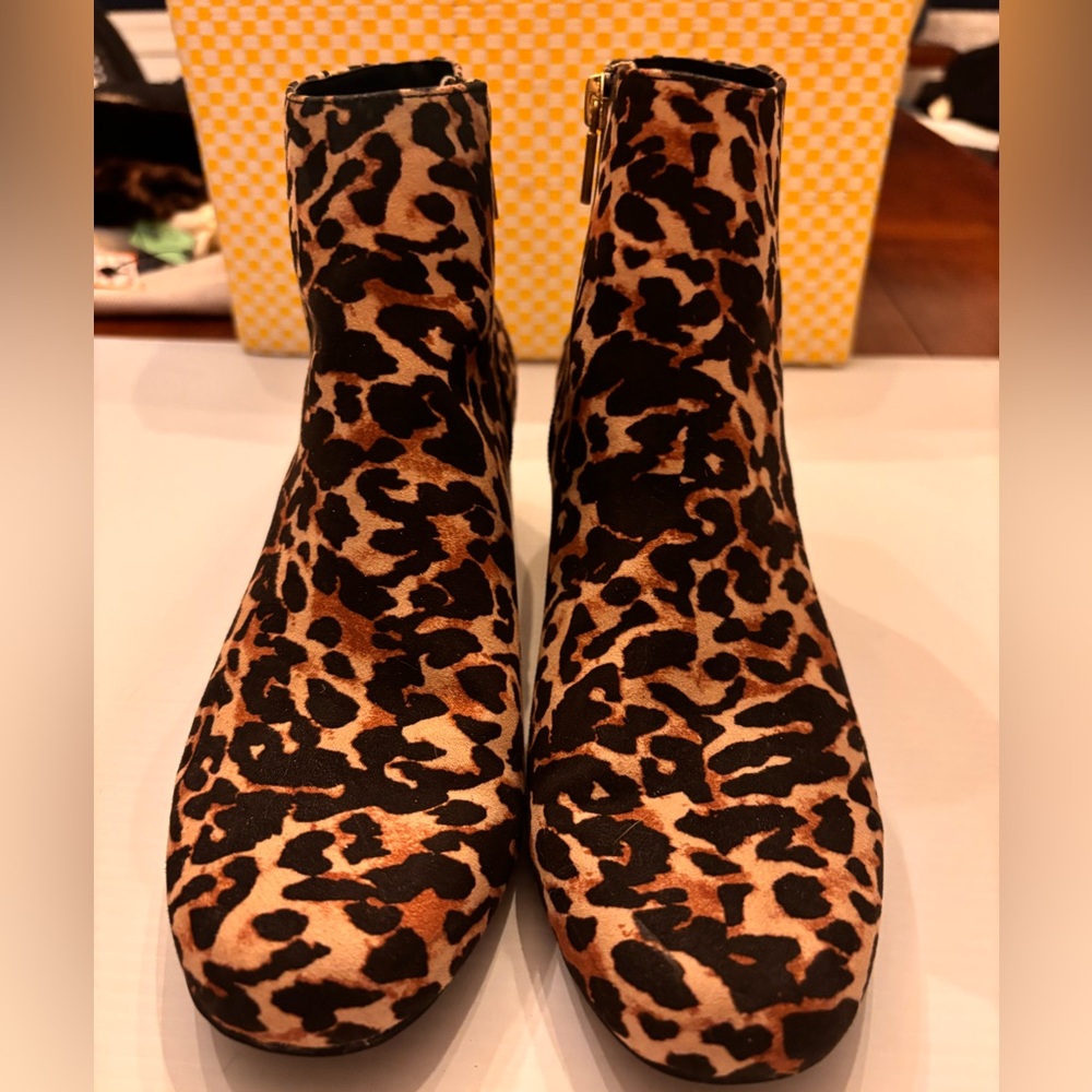 Kenneth Cole Reaction Leopard Print Ankle Boots SZ 8 - Mob Wife